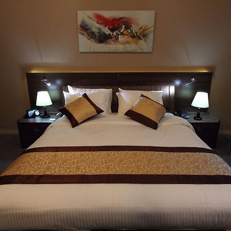 Home To Home Apartments Dubai Ngoại thất bức ảnh