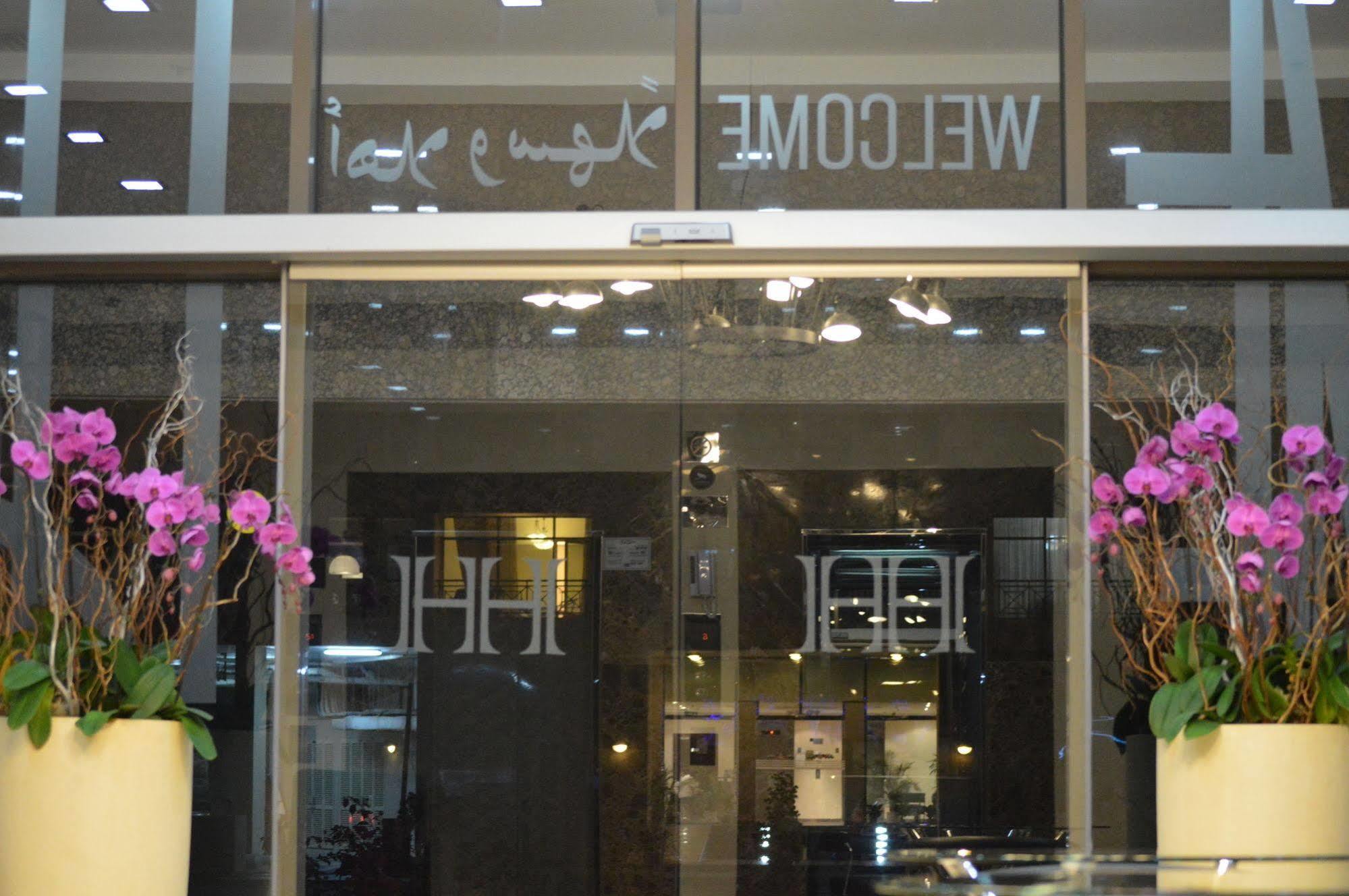 Home To Home Apartments Dubai Ngoại thất bức ảnh